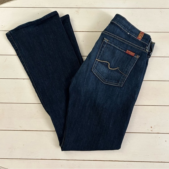 7 for all mankind // bootcut, size 28 - Picture 2 of 12